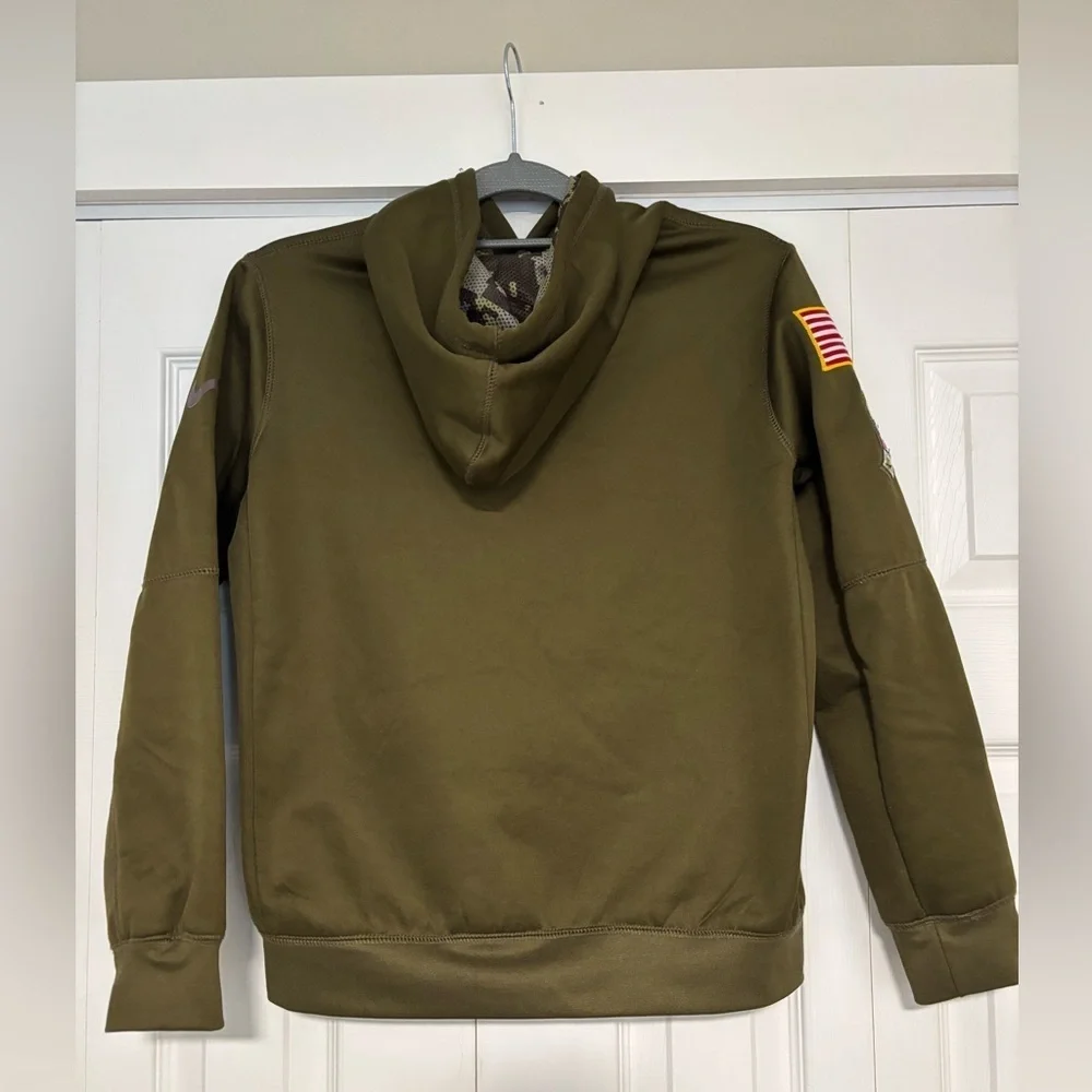 Cleveland Browns Nike Salute to Troops Boys Size Large